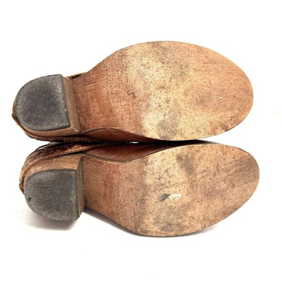 Corral Tan Leather Women's Short Ankle Boots Booties Size 6.5 - Picture 6 of 8